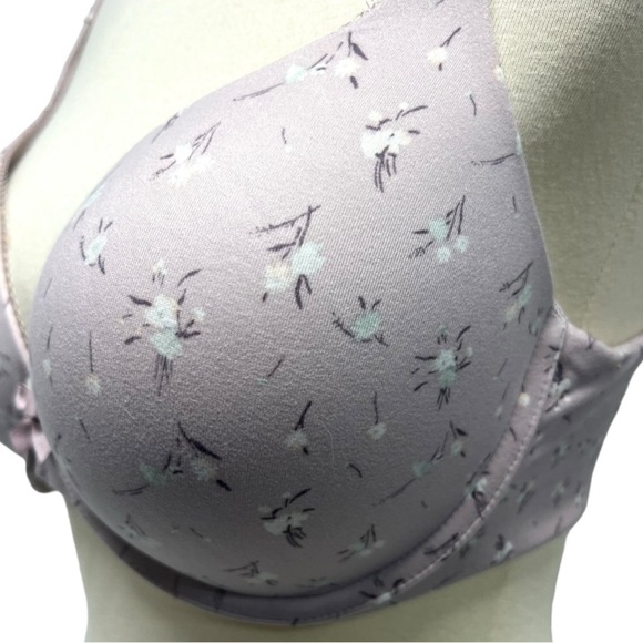 Victoria’s Secret Floral Lavender Lightly Padded Underwire Bra Women’s 32DDD - Picture 4 of 10